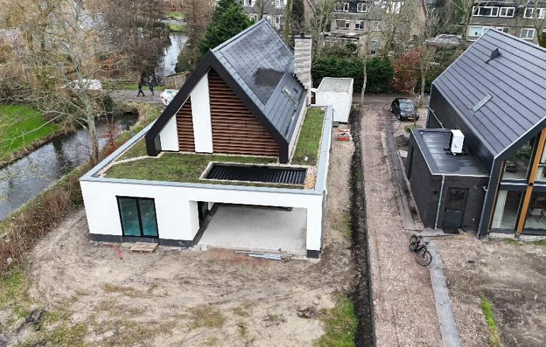 Castricum mit Gründach – freistehende Villa